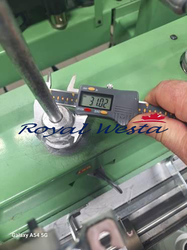 AE34280125ERO-LM Lezzeni Cops WinderRoyalWesta (5) AE34280125ERO-LM Lezzeni Cops WinderRoyalWesta (5)